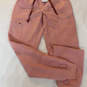 NWT Pink FIGS Cargo Jogger Pants